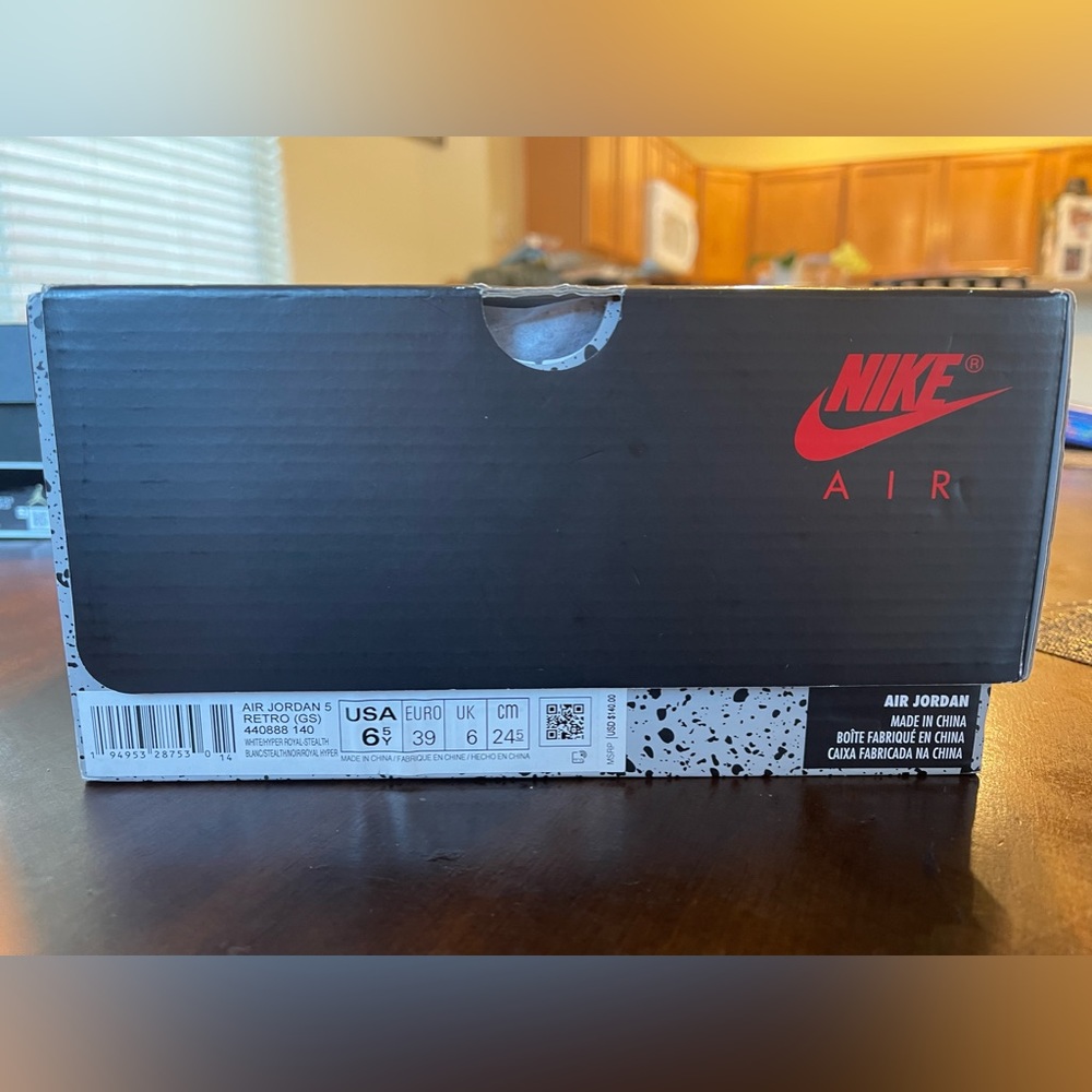 Air Jordan 5 retro (GS) 6.5y stealth 2.0